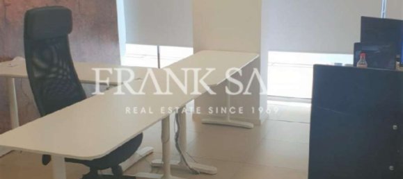 Bureau à Saint Julian's, Malta 224m² No. 13137 2