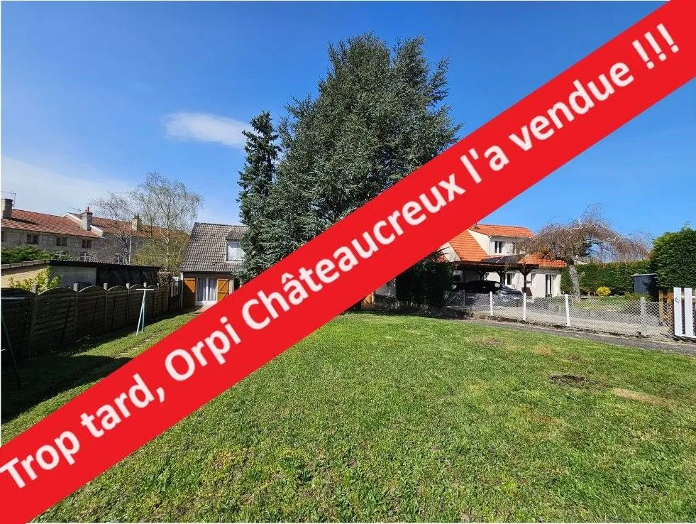 3 Schlafzimmer Haus in Saint-Genest-Lerpt, France, Nr. 351102