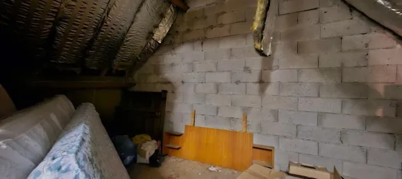 3 Schlafzimmer Haus in Saint-Genest-Lerpt, France, Nr. 351102 16