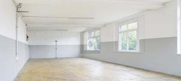 9 rooms Warehouse in Chemnitz, Germany No. 349085 4