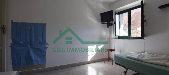 Квартира с 2 комнатами в Катания, Италия № 237423 18