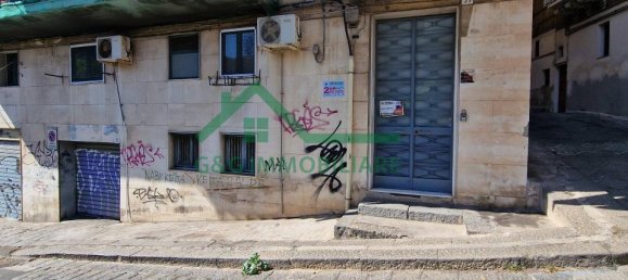 Квартира с 2 комнатами в Катания, Италия № 237423 20