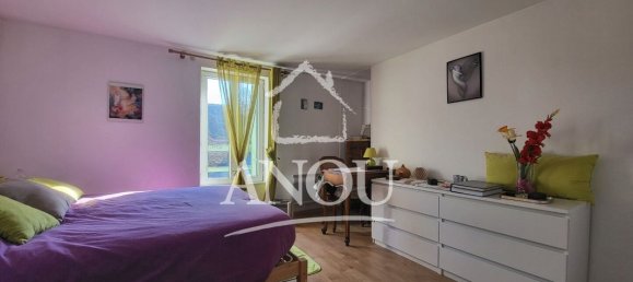 Casa de 3 dormitorios en Eure-et-Loir, France No. 90841 6