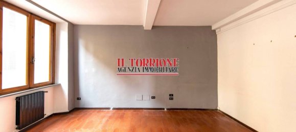 4-salle Bureau à Pescia, Italy No. 284664 2