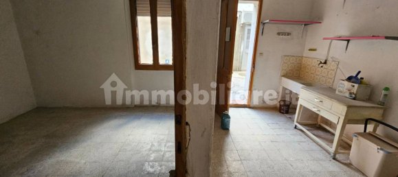2غرفة عقار تجاري في Mirandola, Italy رقم 273614 9