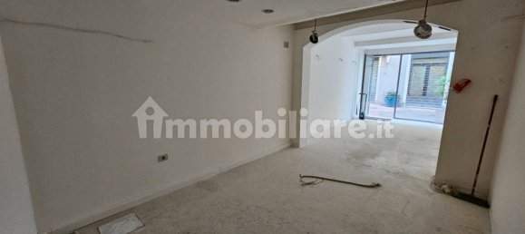 2غرفة عقار تجاري في Mirandola, Italy رقم 273614 6