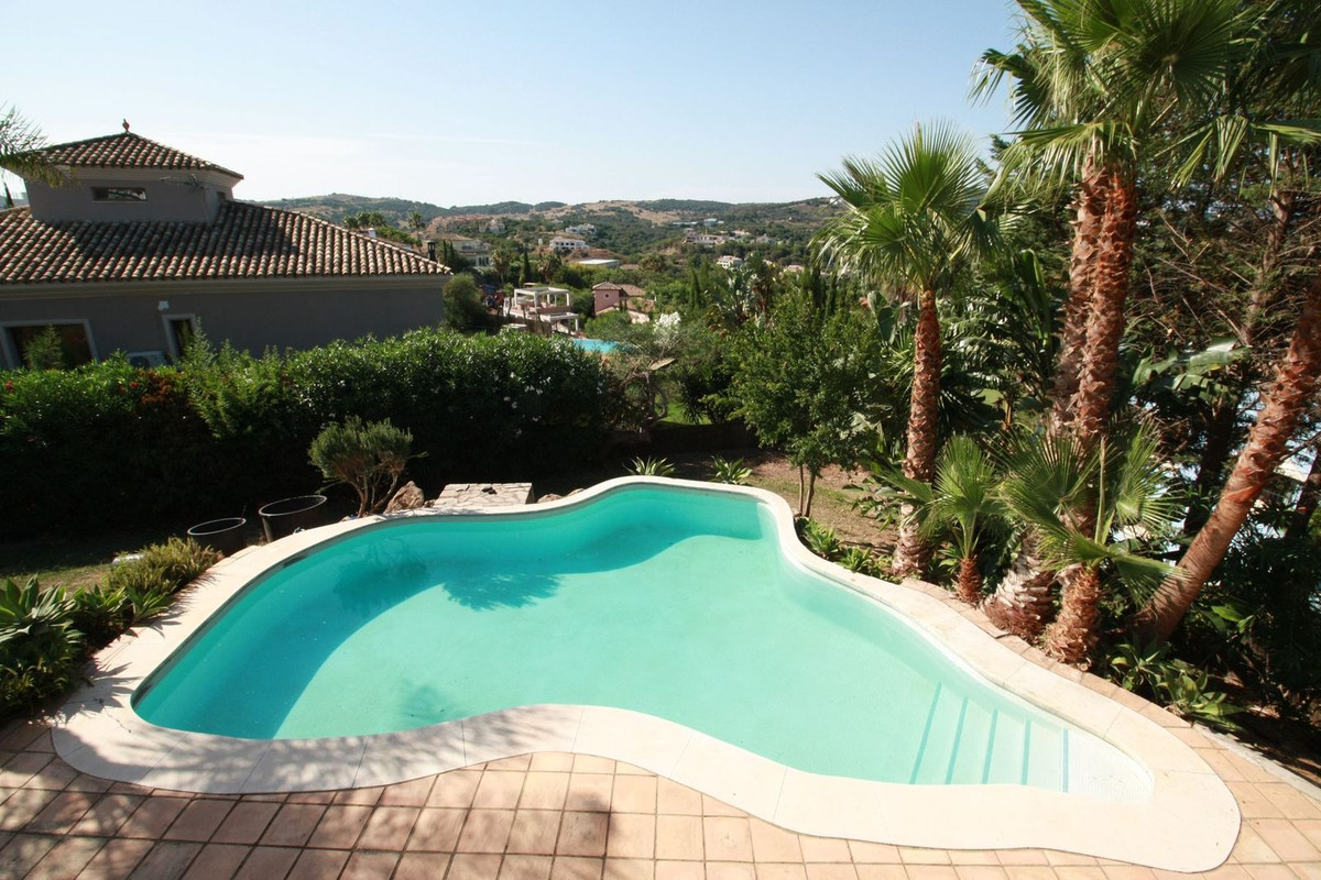 4 bedrooms Villa in Cadiz, Spain No. 276742