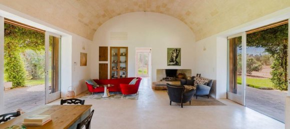 4 bedrooms Villa in Carpignano Salentino, Italy No. 313176 7