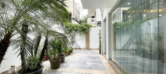 7 bedrooms Villa in Tay Ho, Vietnam No. 637 30