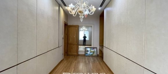 7 bedrooms Villa in Tay Ho, Vietnam No. 637 23