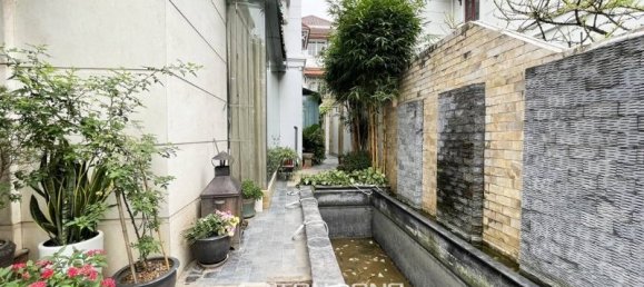 7 bedrooms Villa in Tay Ho, Vietnam No. 637 28