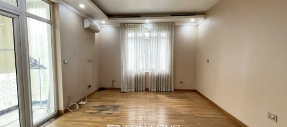 7 bedrooms Villa in Tay Ho, Vietnam No. 637 16