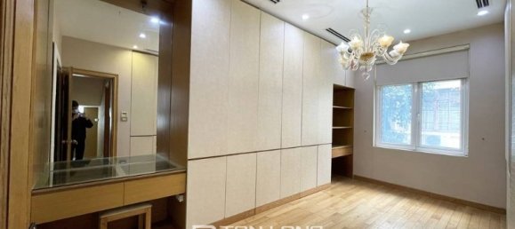 7 bedrooms Villa in Tay Ho, Vietnam No. 637 21