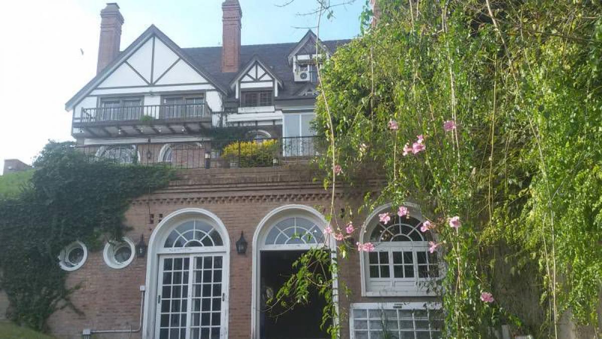 4 bedrooms House in San Isidro, Argentina No. 6427