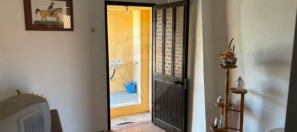 3 bedrooms House in Couco, Portugal No. 30219 14