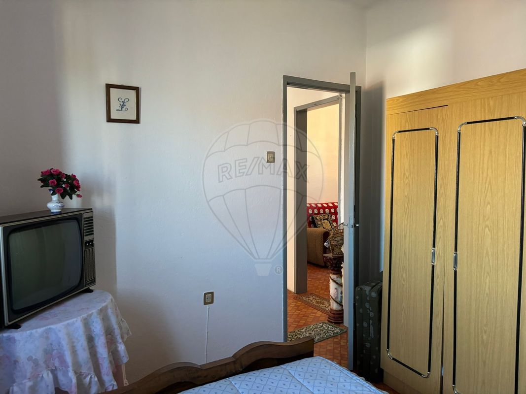 3 bedrooms House in Couco, Portugal No. 30219