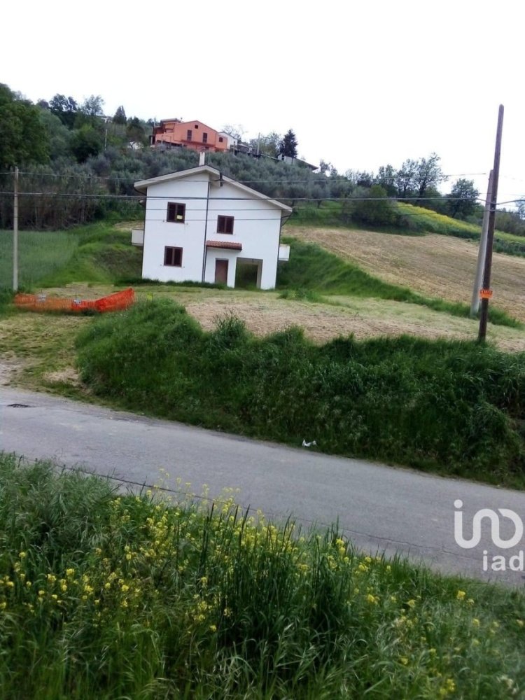 3 غرف نوم فيلا في Farindola, Italy رقم 86938