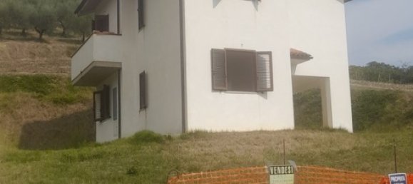 3 غرف نوم فيلا في Farindola, Italy رقم 86938 10