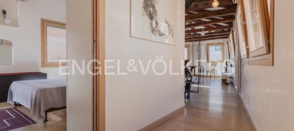 1 Schlafzimmer Penthouse in Venice, Italy, Nr. 127463 8