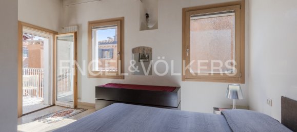 1 Schlafzimmer Penthouse in Venice, Italy, Nr. 127463 3