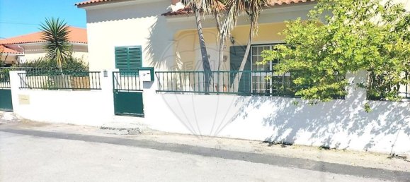 3 bedrooms House in Setubal, Portugal No. 188771 2