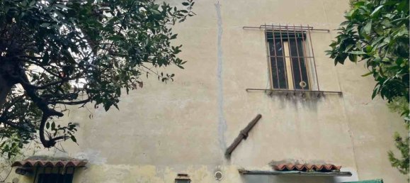 7 rooms House in Florence, Italy No. 192145 4