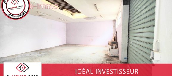 3 bedrooms Building in Seine-Saint-Denis, France No. 136591 2