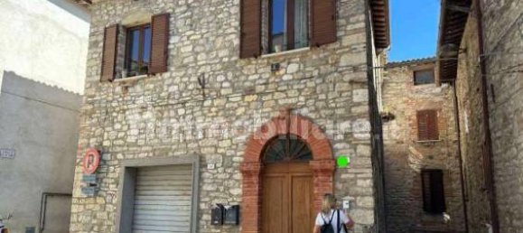 4 bedrooms Apartment in Fratta Todina, Italy No. 268371 2