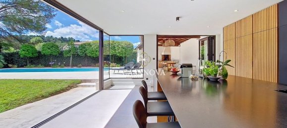 4 bedrooms Villa in Clermont-l'Herault, France No. 279999 6