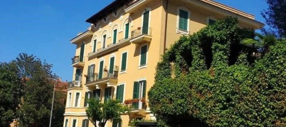 5 rooms Apartment in Rome, Italy No. 193472 22