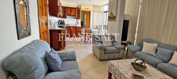 3 bedrooms Penthouse in Birzebbuga, Malta No. 11127 2