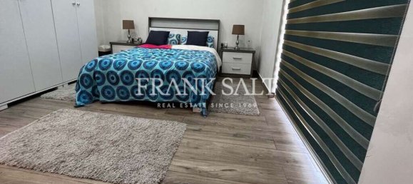 3 bedrooms Penthouse in Birzebbuga, Malta No. 11127 11