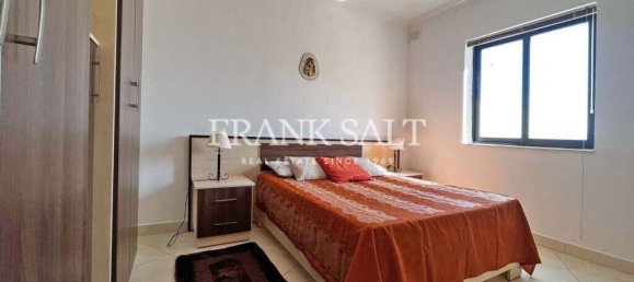 3 bedrooms Penthouse in Birzebbuga, Malta No. 11127 15