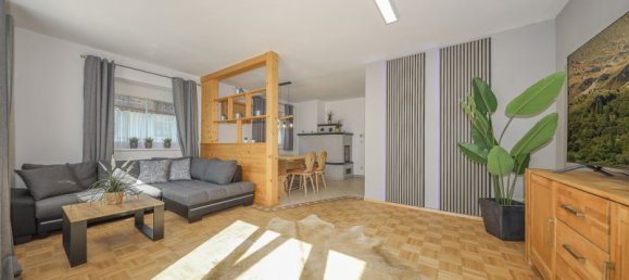 Коммерческая недвижимость с 3 комнатами в Кицбюель, Австрия № 182728 2