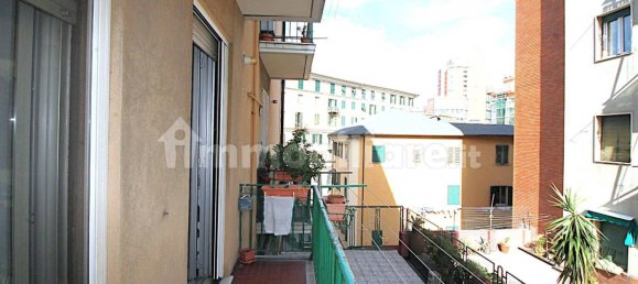 Квартира с 1 спальней в Генуя, Италия № 350002 20