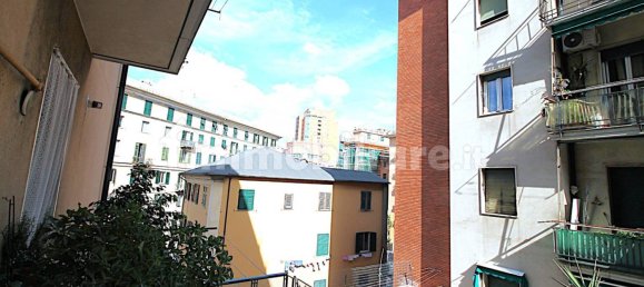 Квартира с 1 спальней в Генуя, Италия № 350002 19