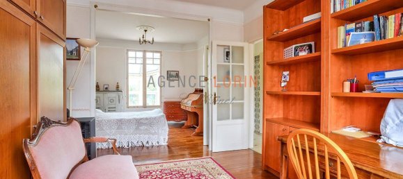 Вилла с 3 спальнями в Ле Везине, Франция № 163230 4