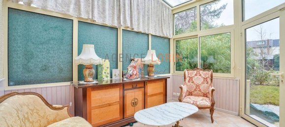 Вилла с 3 спальнями в Ле Везине, Франция № 163230 9