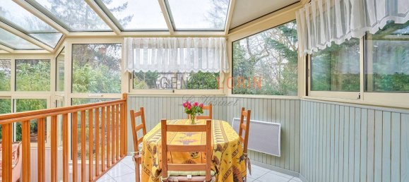 Вилла с 3 спальнями в Ле Везине, Франция № 163230 10