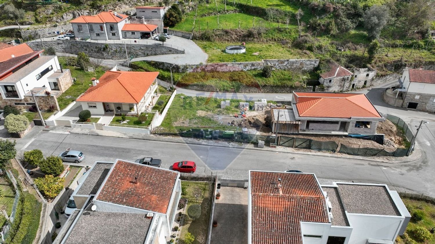 534m² Land in Fafe, Portugal No. 34230