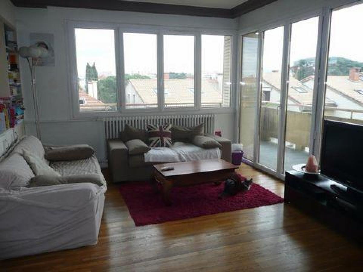 Кондоминиум  с 3 спальнями в Валанс, Франция № 34587