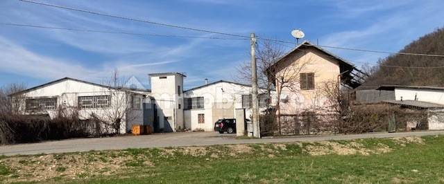 1348m² Warehouse in Cavour, Italy No. 143744