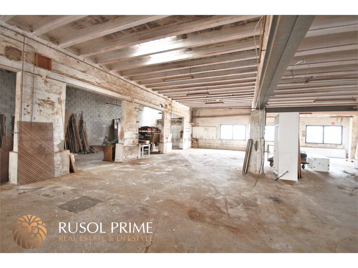 613m² Commercial property in Ferreries, Spain No. 2036