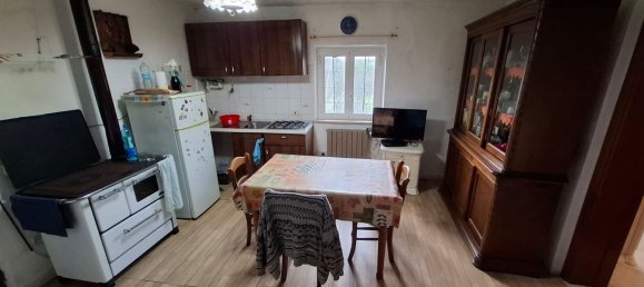 Casa de 3 habitaciónes en Collesalvetti, Italy No. 92519 6