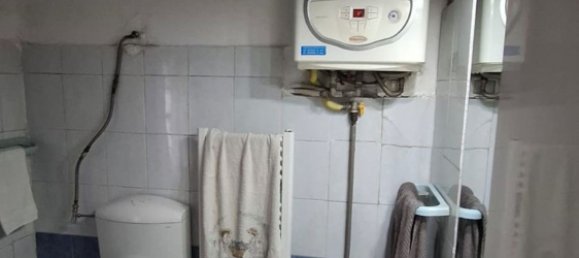 Casa de 3 habitaciónes en Collesalvetti, Italy No. 92519 24