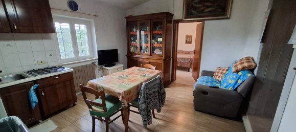 Casa de 3 habitaciónes en Collesalvetti, Italy No. 92519 9