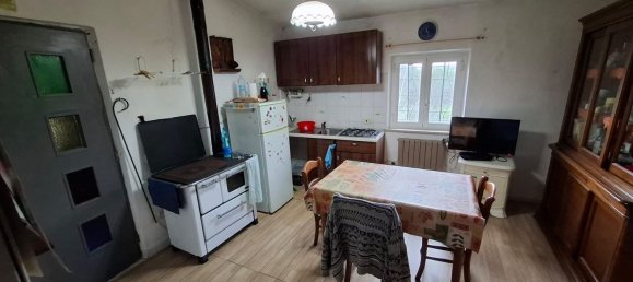 Casa de 3 habitaciónes en Collesalvetti, Italy No. 92519 8