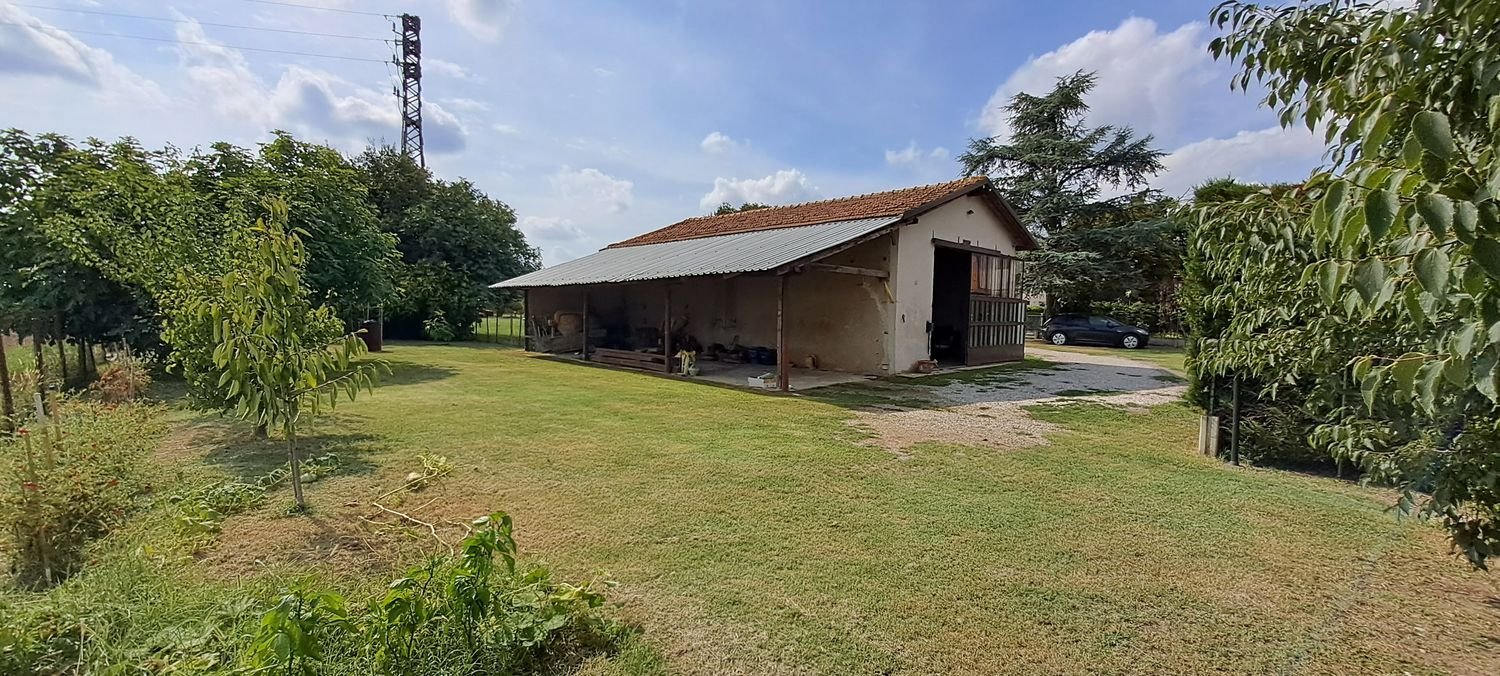 113m² Warehouse in Baricella, Italy No. 336870