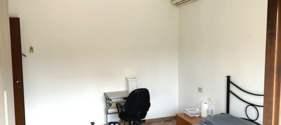 3-salle Appartement à Muggiò, Italy No. 263426 7