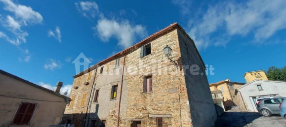 4 غرف نوم منزل في San Lorenzo in Campo, Italy رقم 344589 8